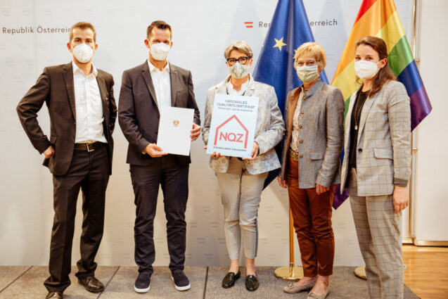 Sozialminister Mückstein verleiht Nationales Qualitätszertifikat für Alten- und Pflegeheime an das Pflegezentrum Yspertal